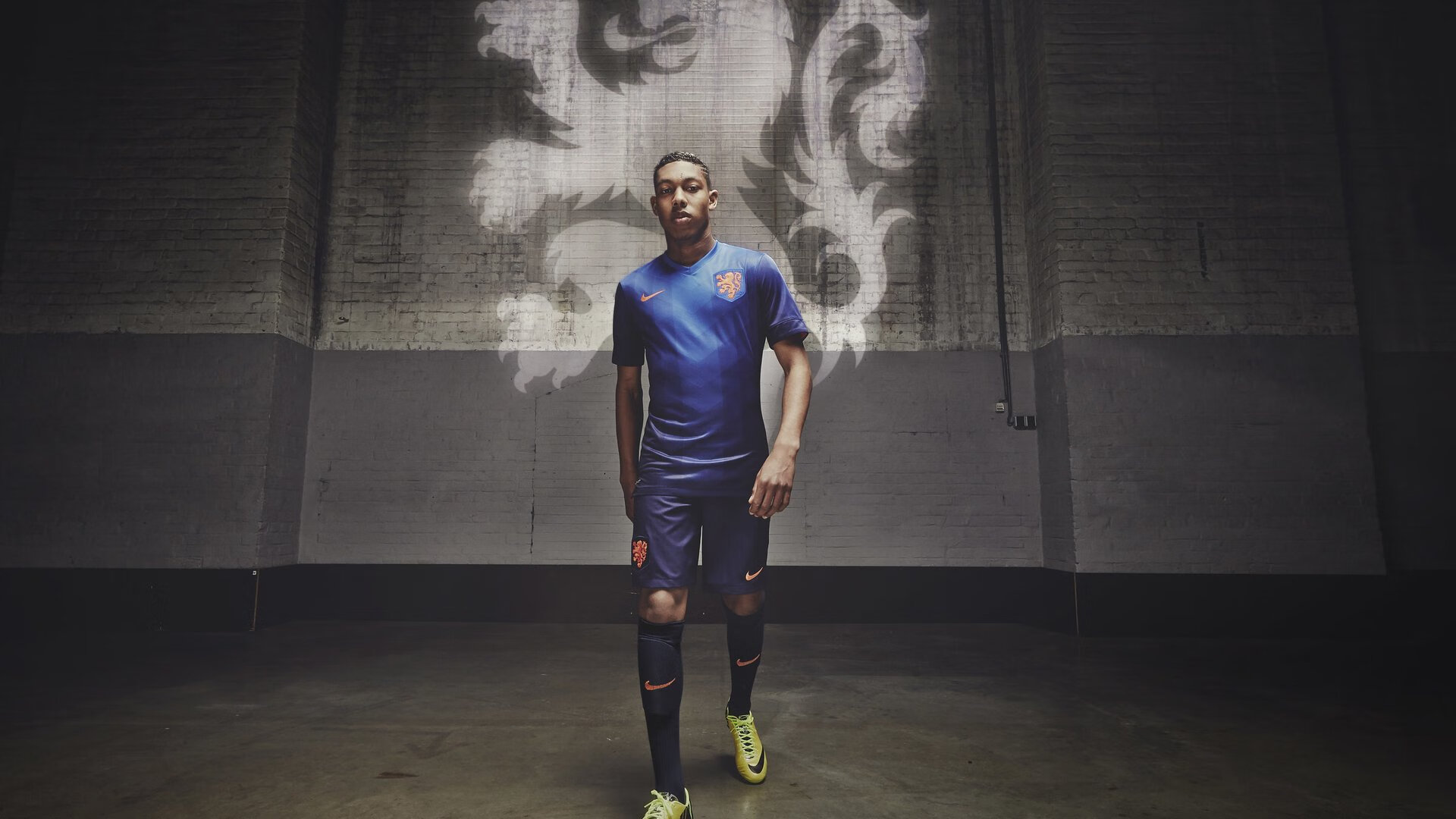 APEX英雄 战队间默契配合成胜负关键,apex英雄队友